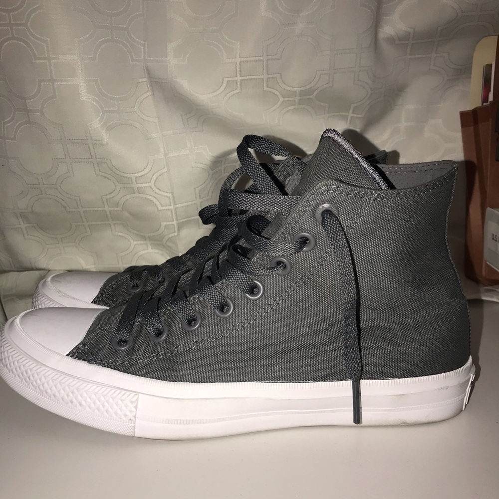 NWOT Converse Chuck Taylor II high tops - Picture 5 of 9